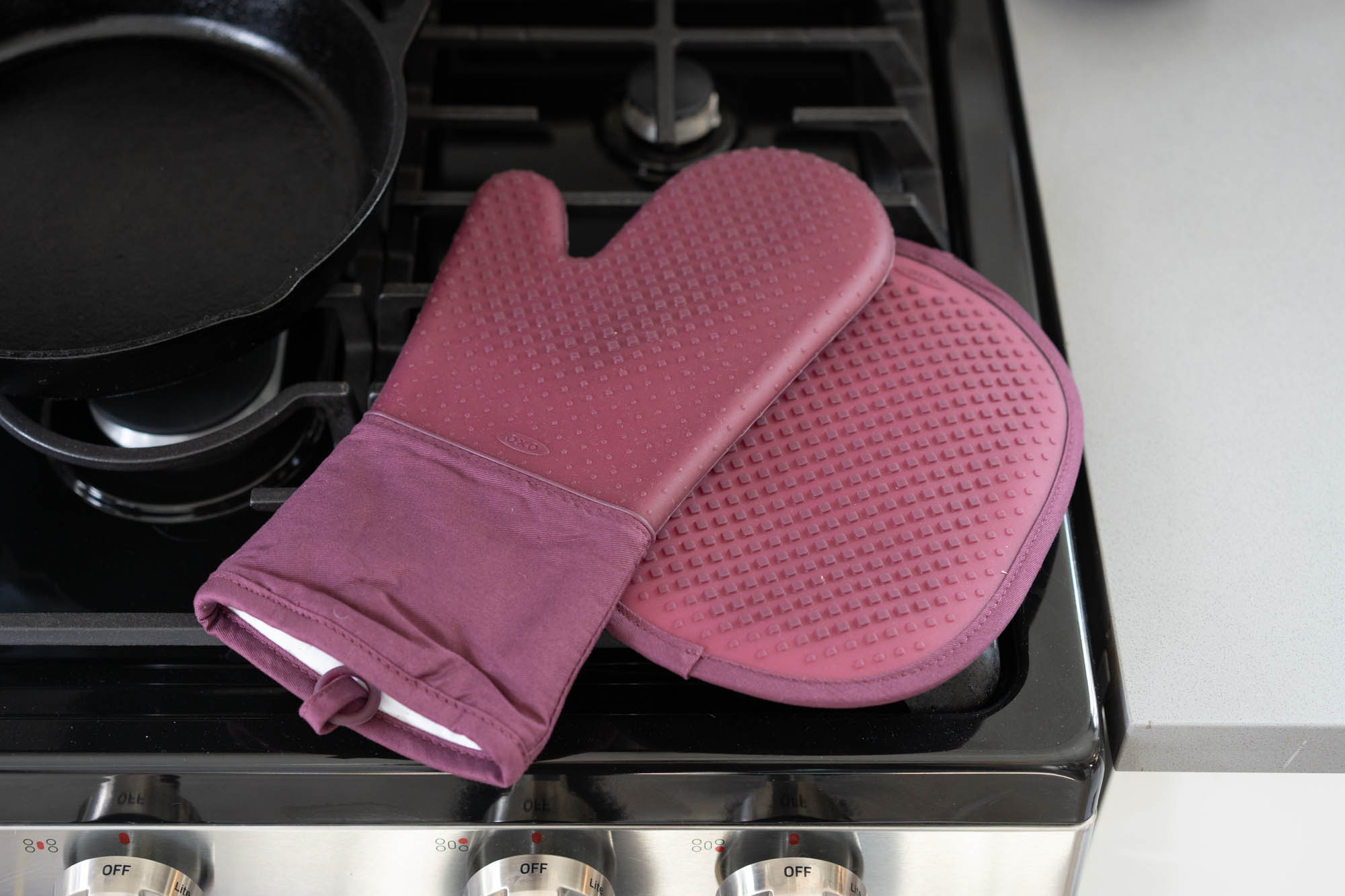 OXO Good Grips oven mitt and pot holder