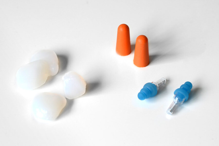 different types: putty, foam, and flanged