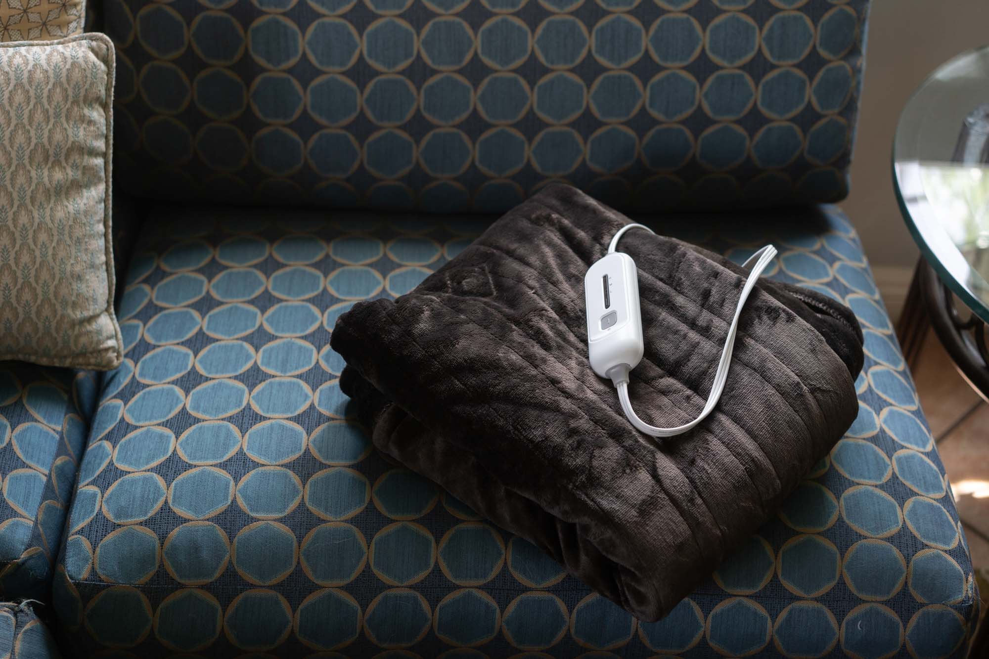 Tefici electric throw