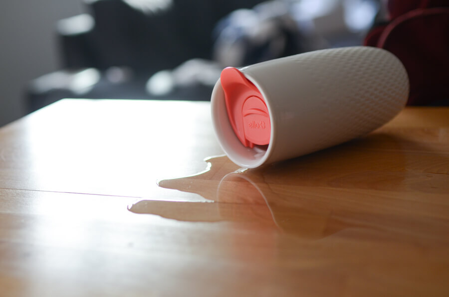 ceramic Ello in a spill test