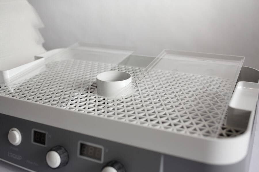 L'Equip tray closeup