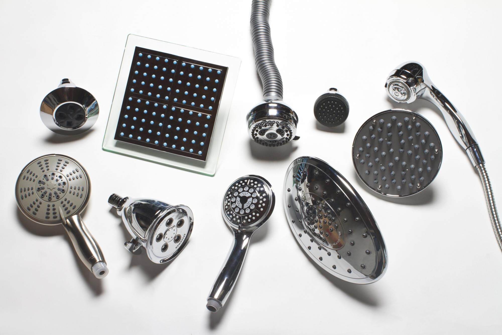 group photo of runner up shower heads