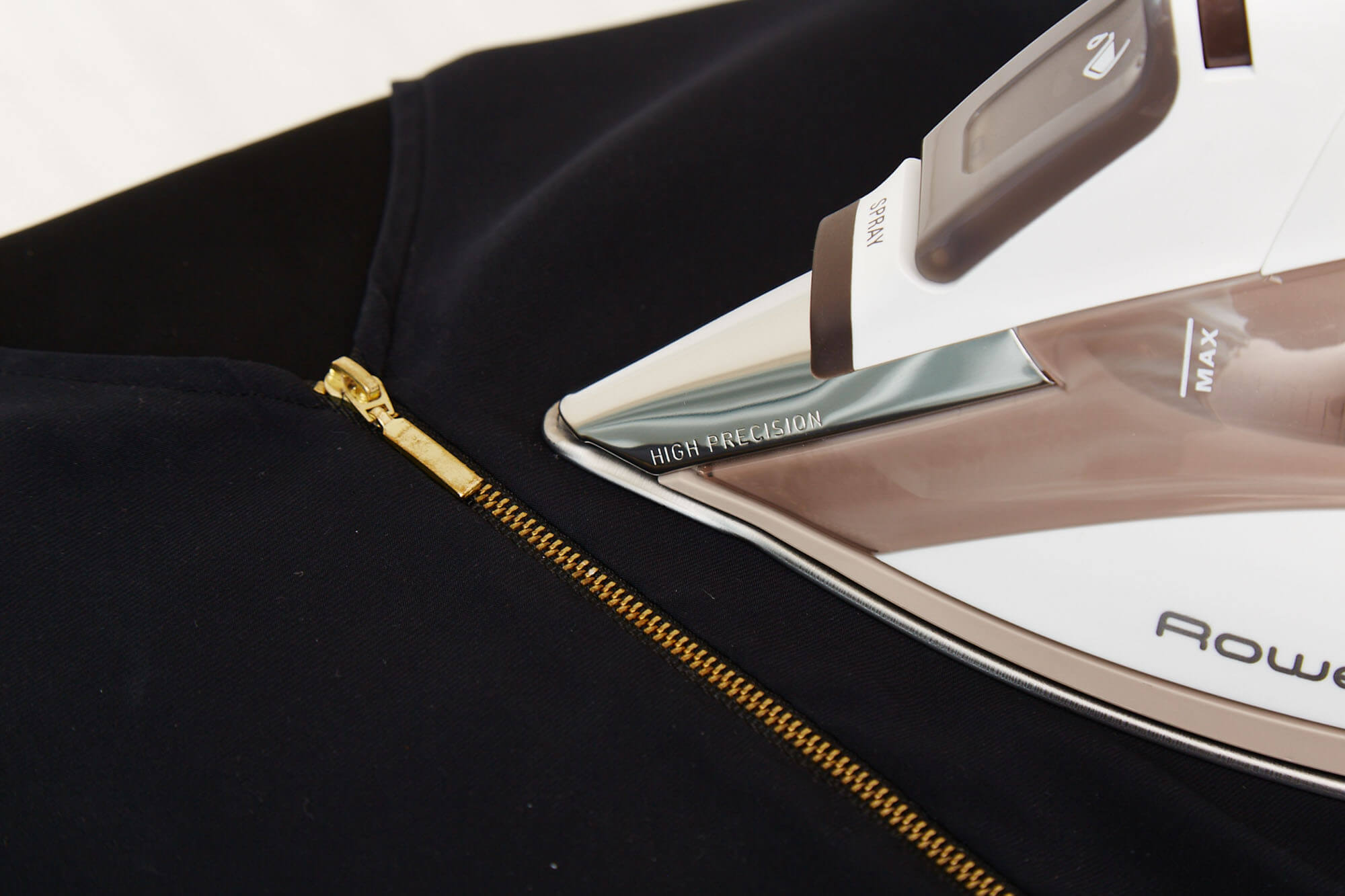 Rowenta's precision tip