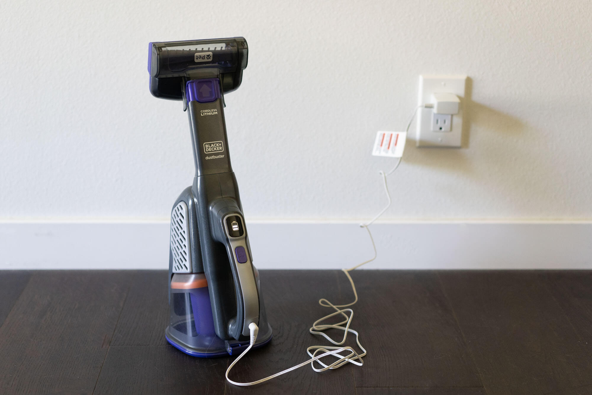 Black & Decker hand vacuum