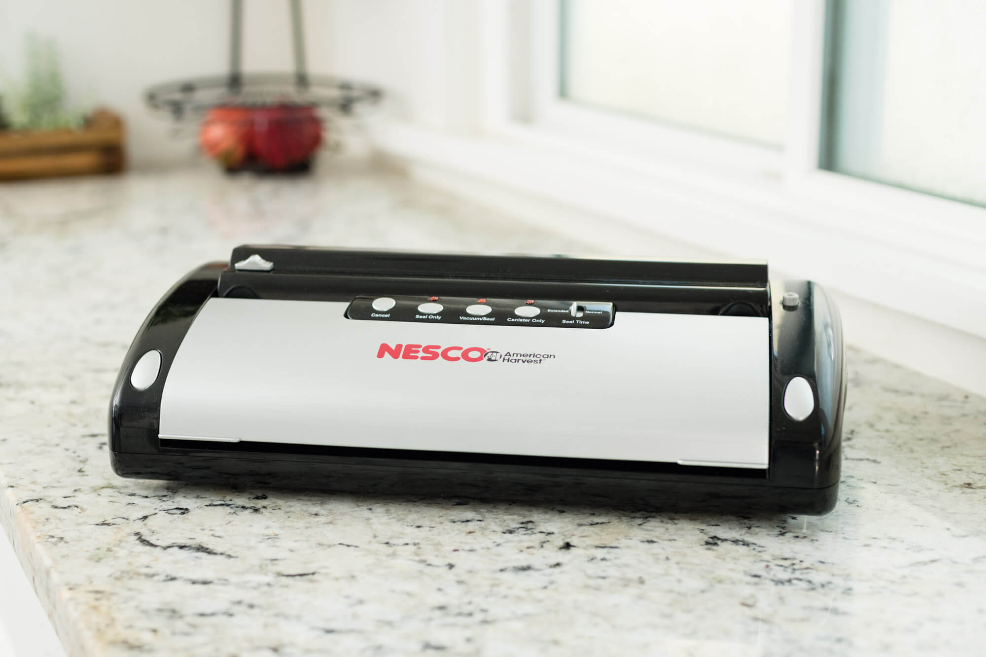 the Nesco VS-02 sealer