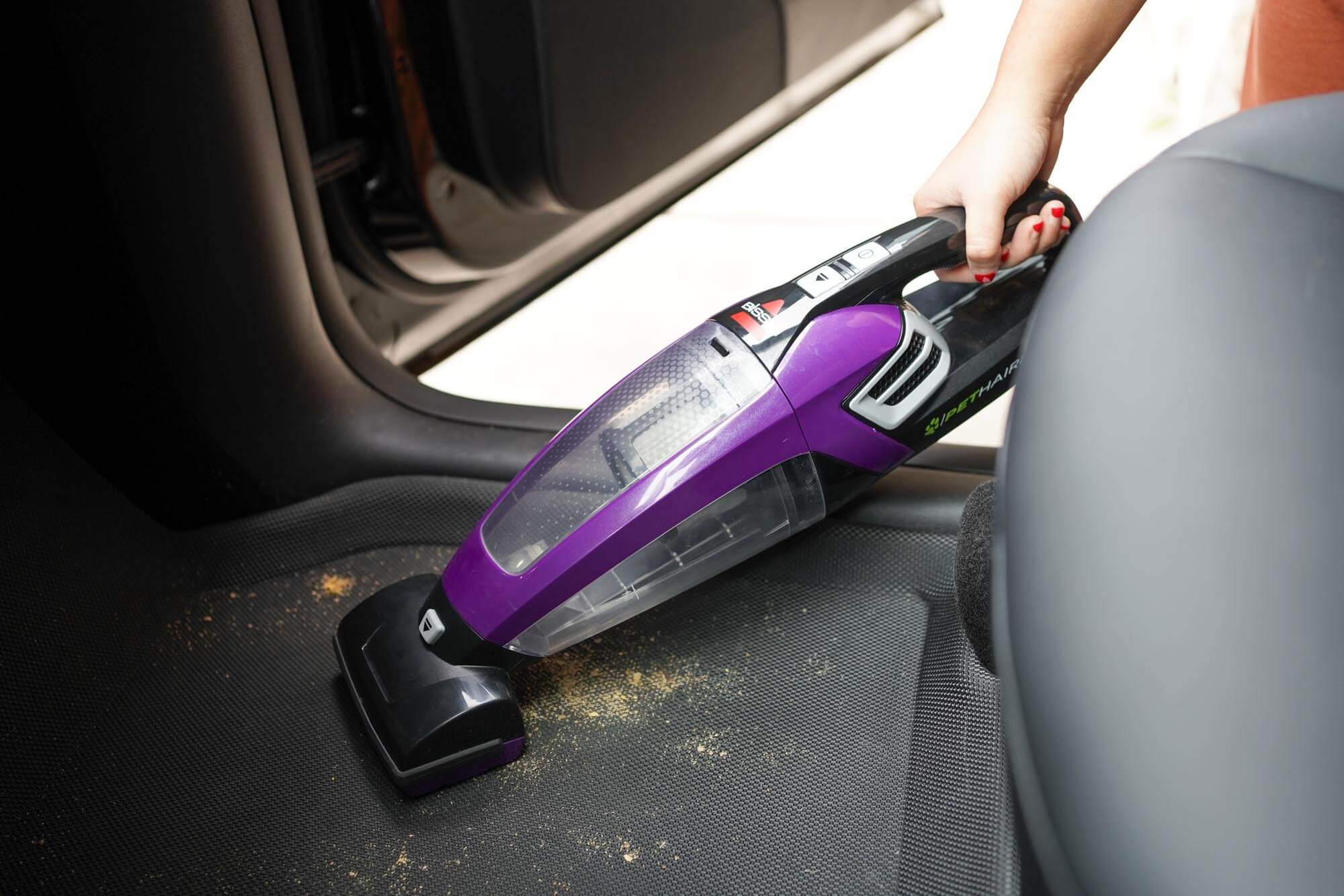 Bissell - 2390a portable vacuum
