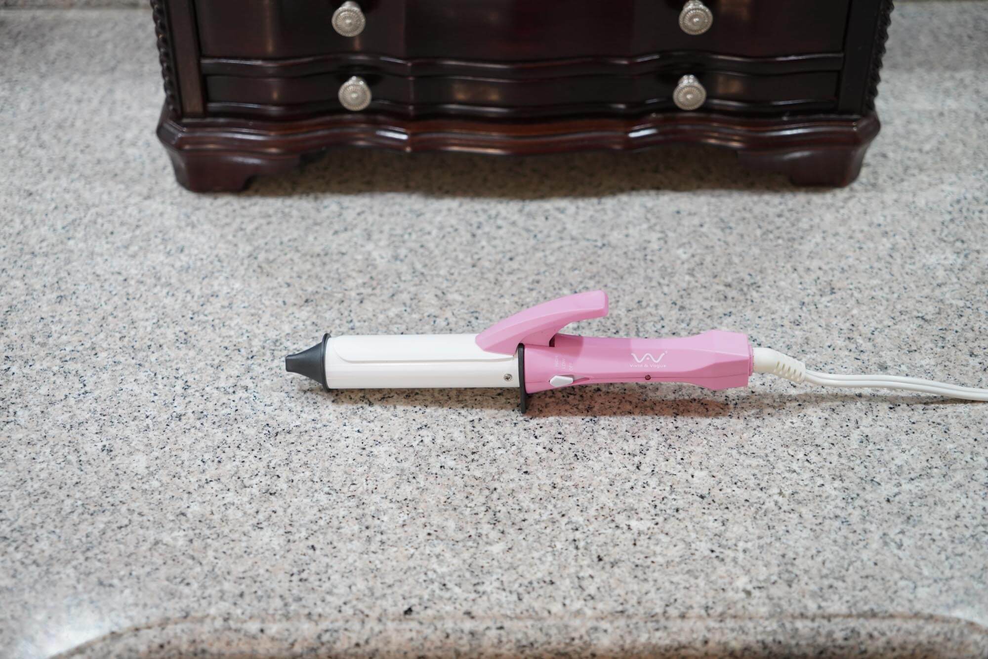 Vivid and Vogue travel curling Iron