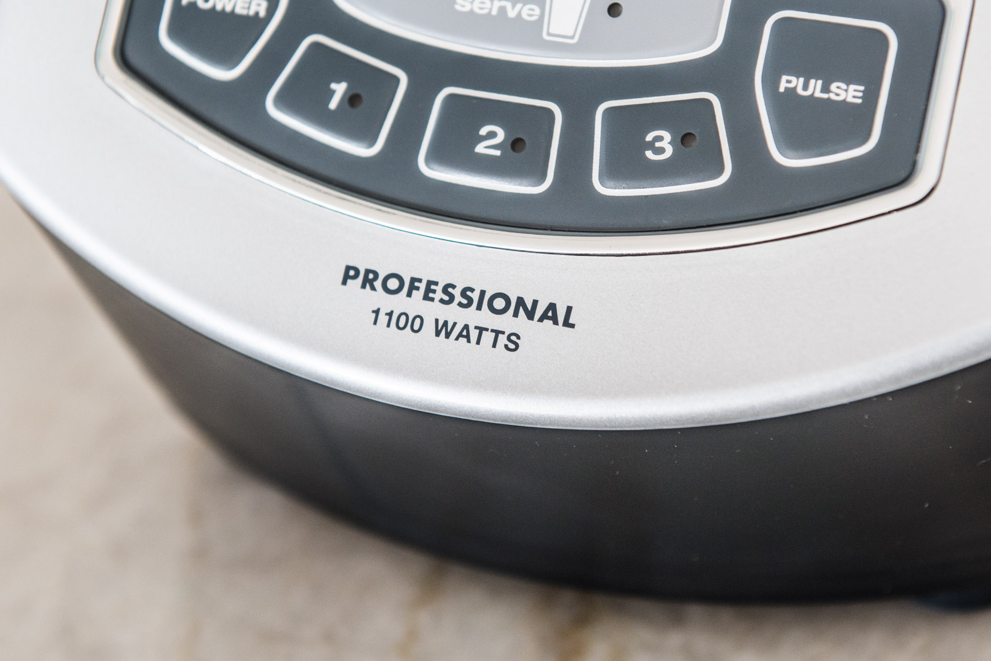 Buttons on blender base