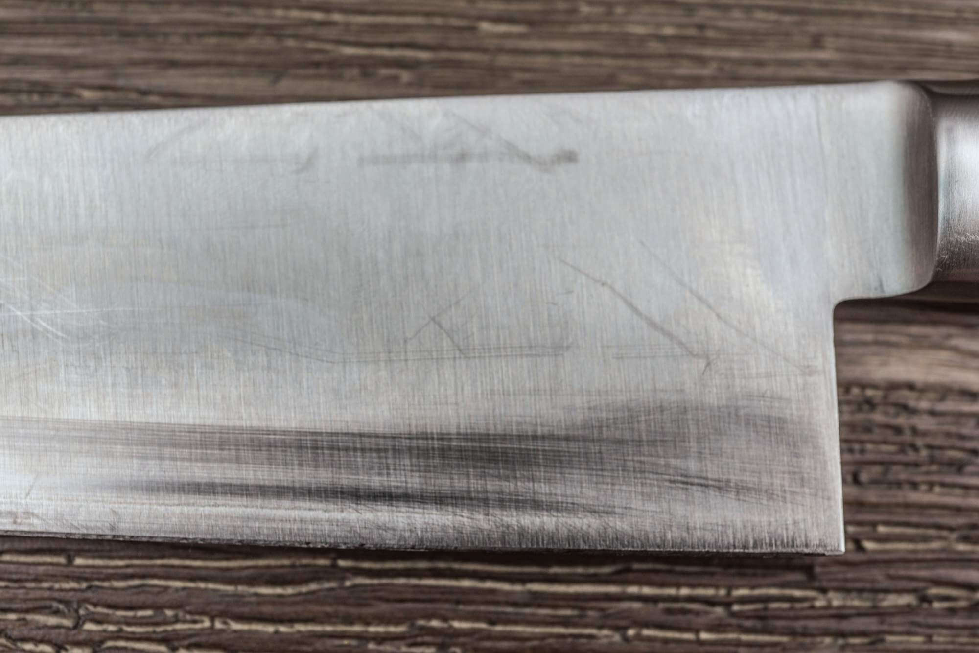 Scratches from a pull-through sharpener