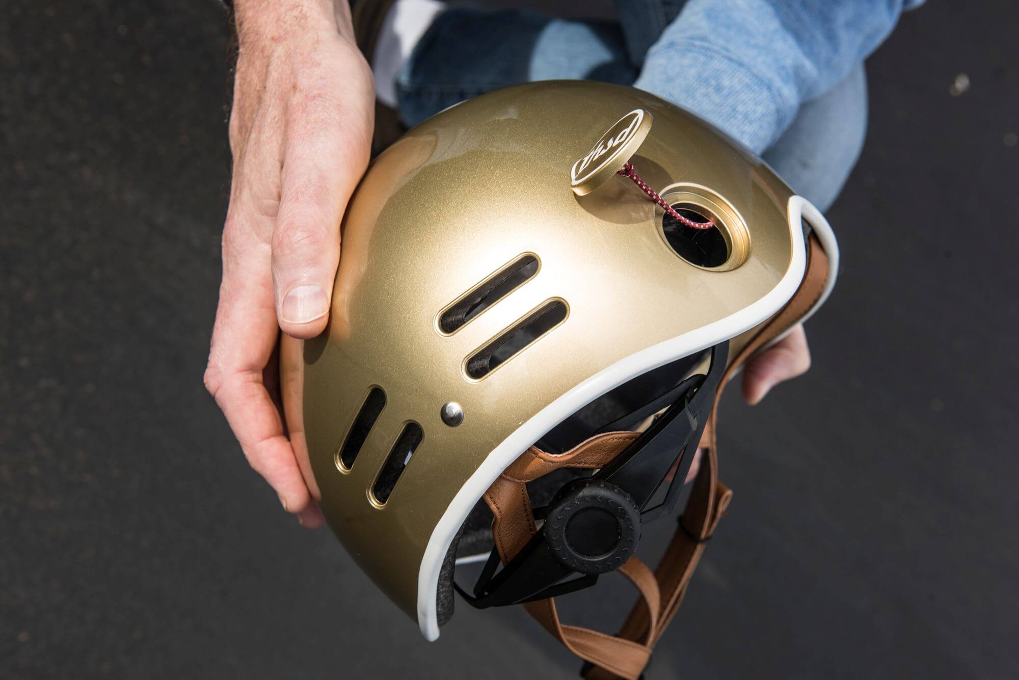 Thousand anti-theft feature