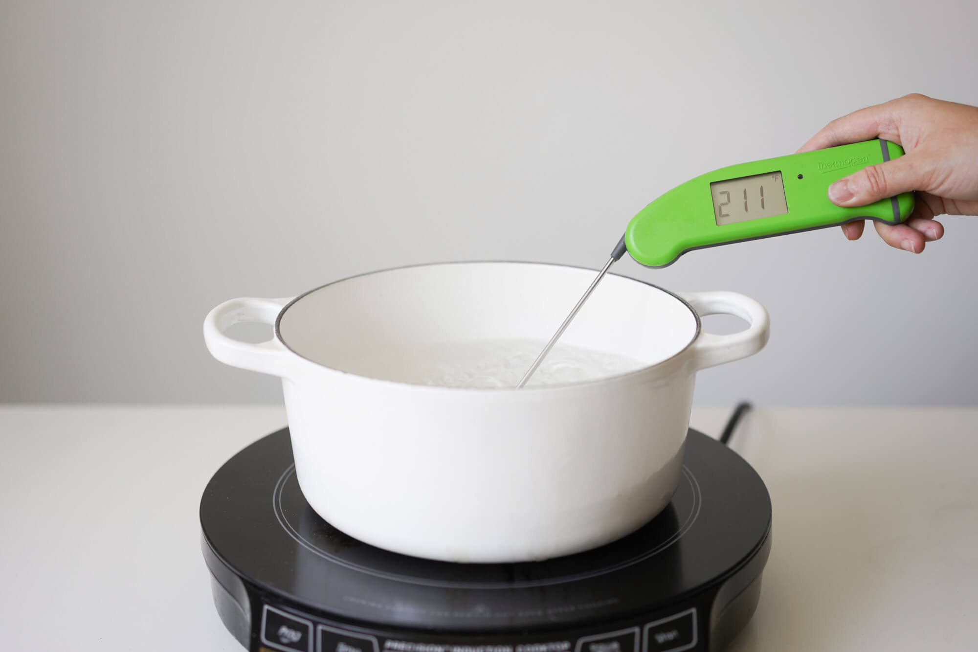 calibrating a thermometer in boiling water