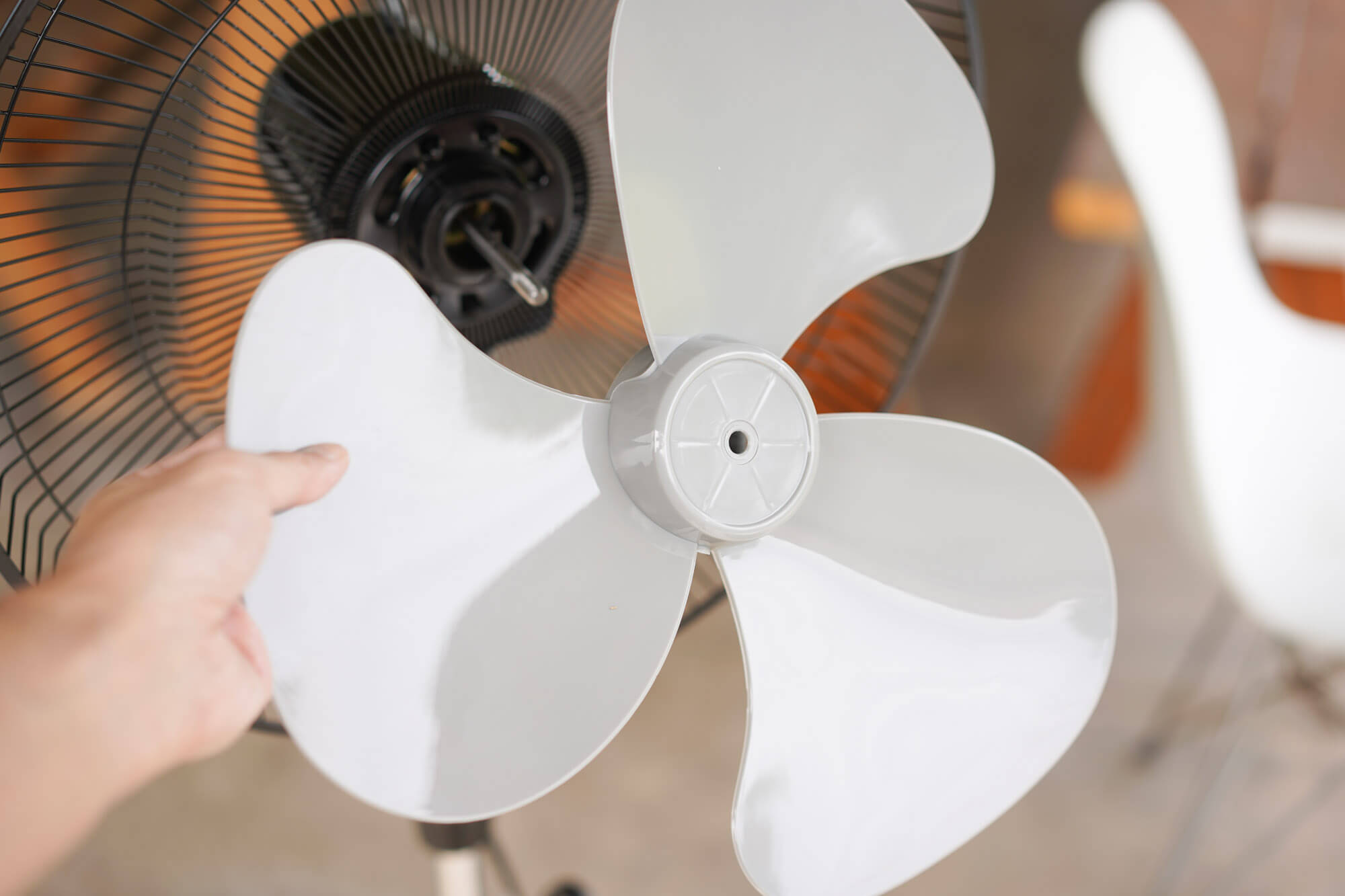 removing fan blade