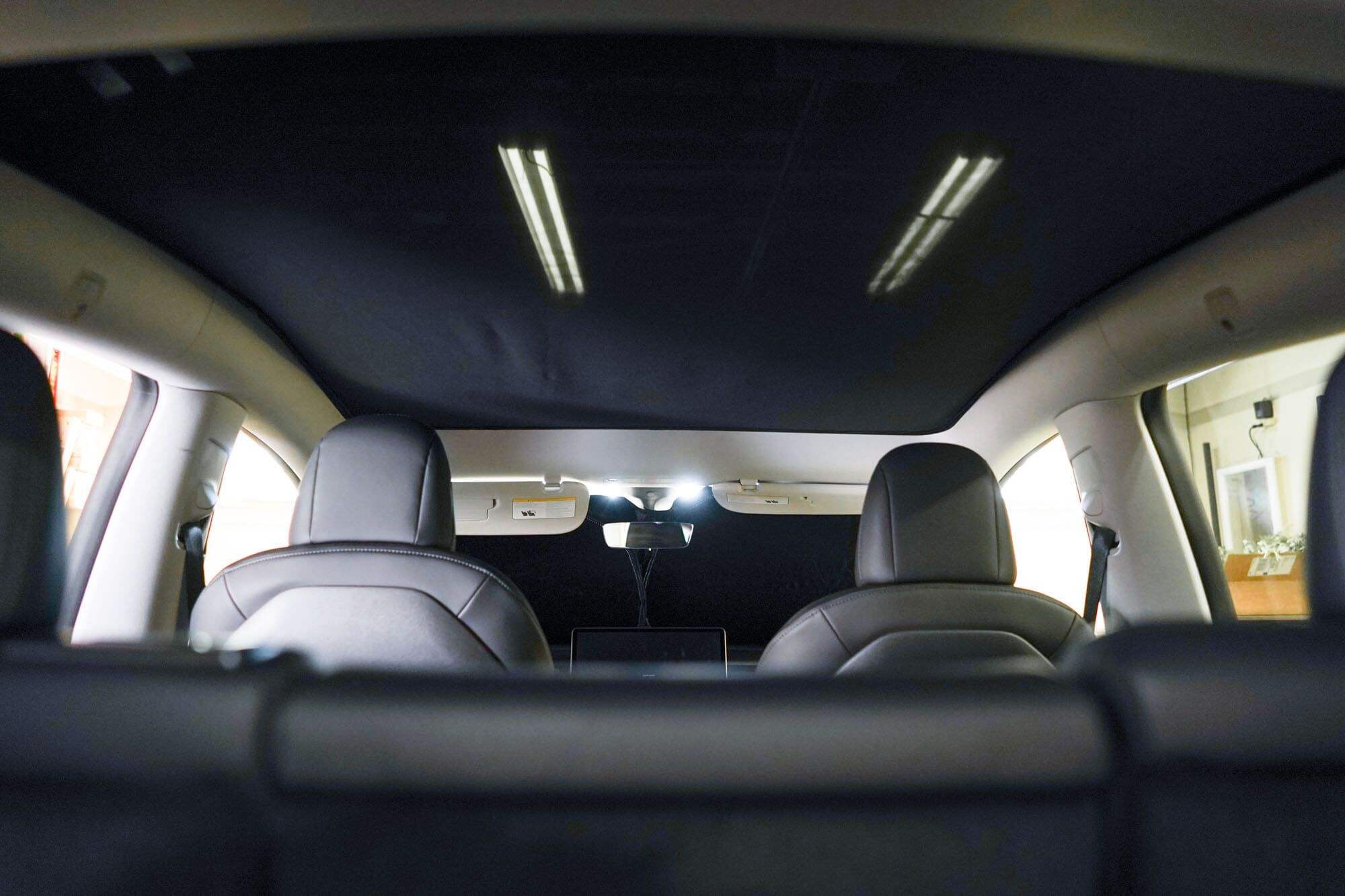 Model Y - roof sunshade