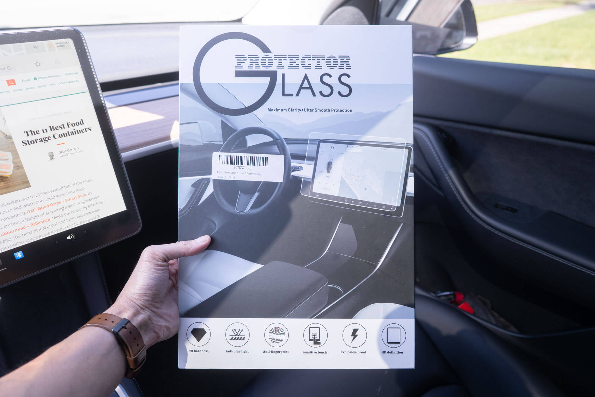 SUMK glossy Tesla screen protector