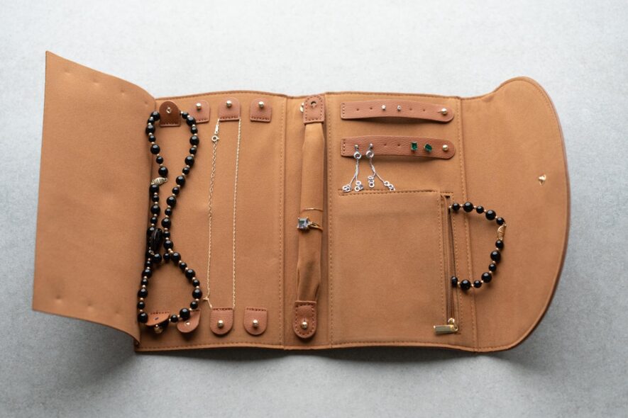 Rownyeon jewelry organizer