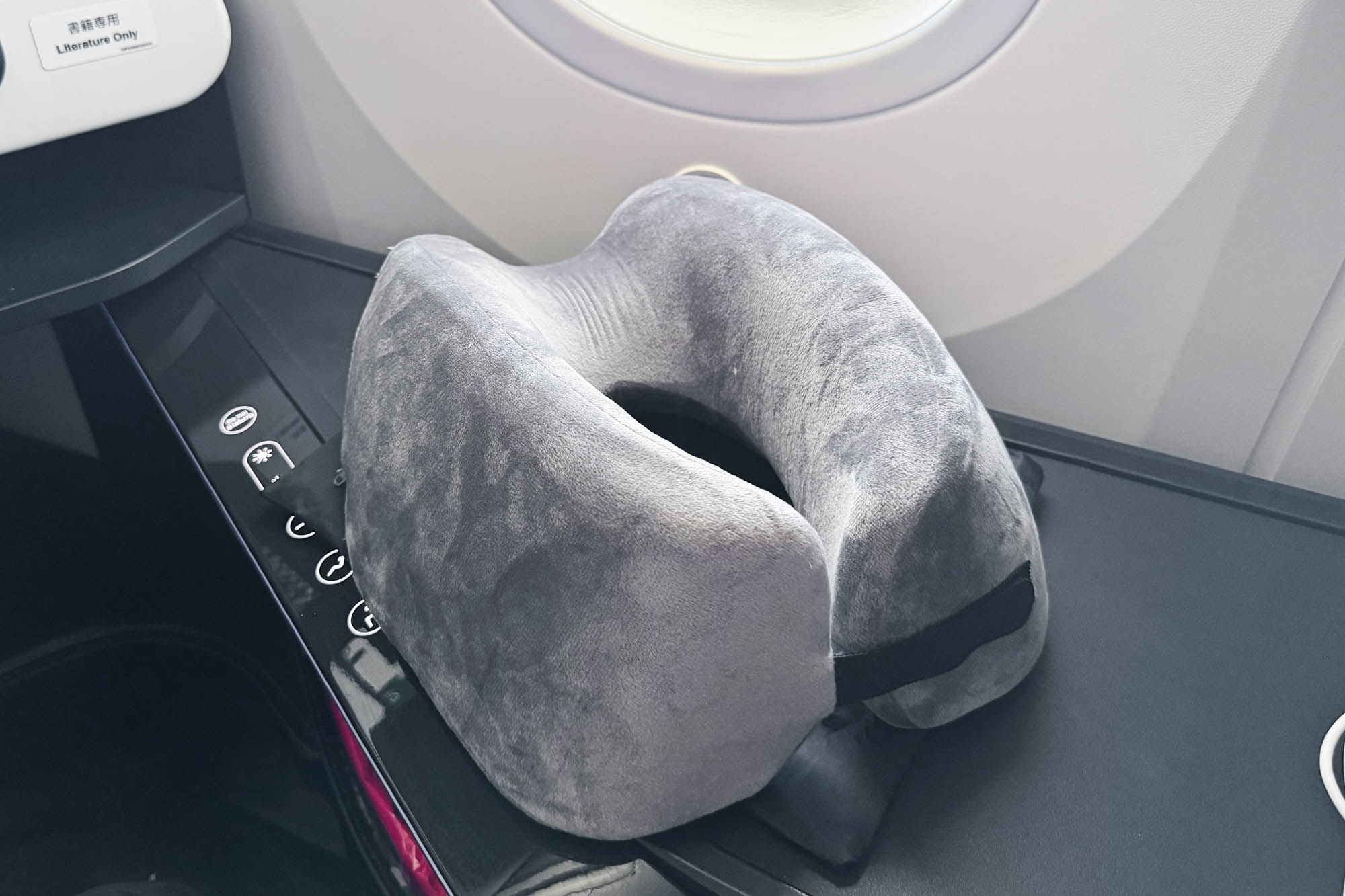 travel neck pillow
